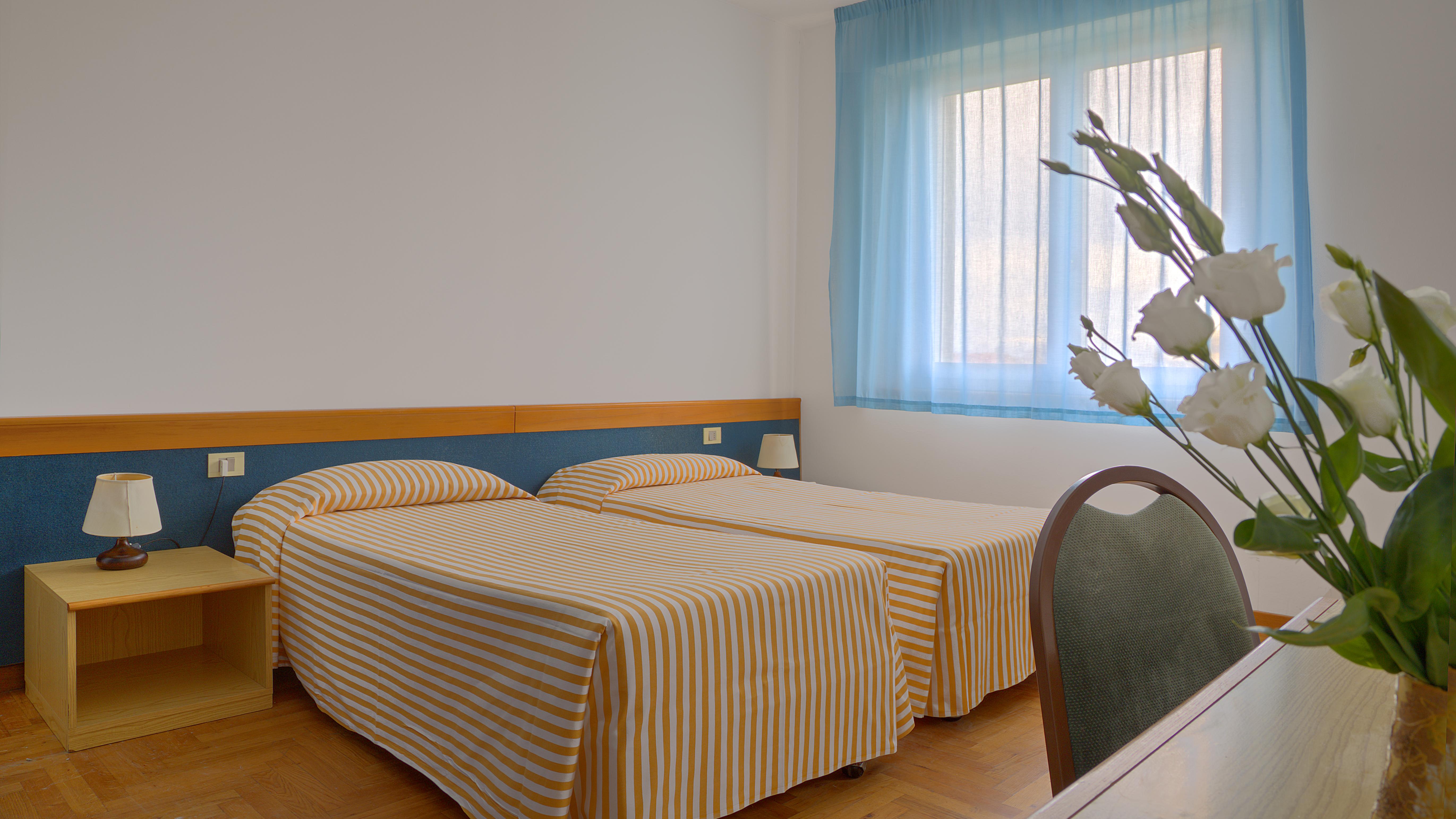 Hotel Mistral أوريستانو المظهر الخارجي الصورة