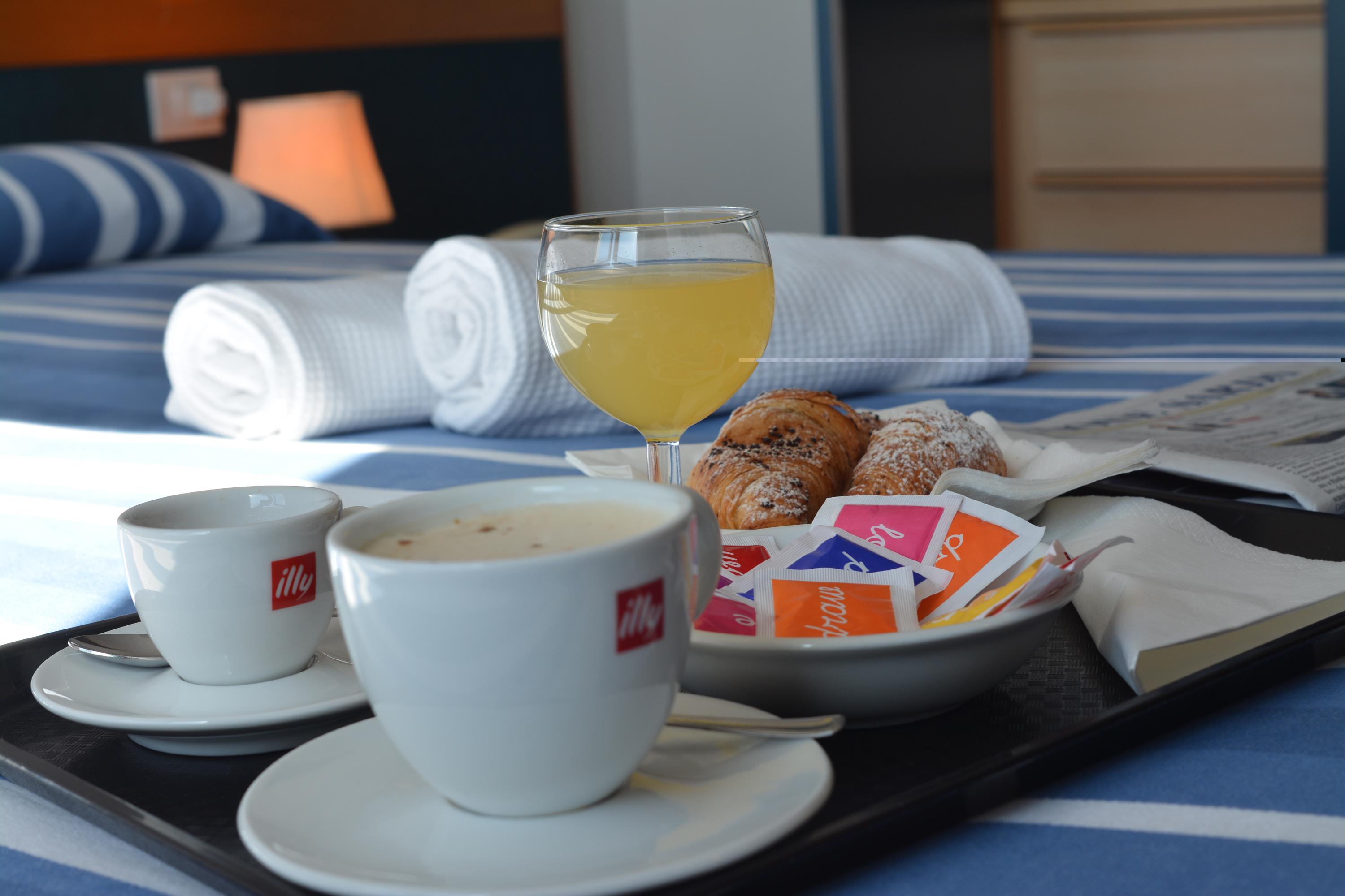 Hotel Mistral أوريستانو المظهر الخارجي الصورة