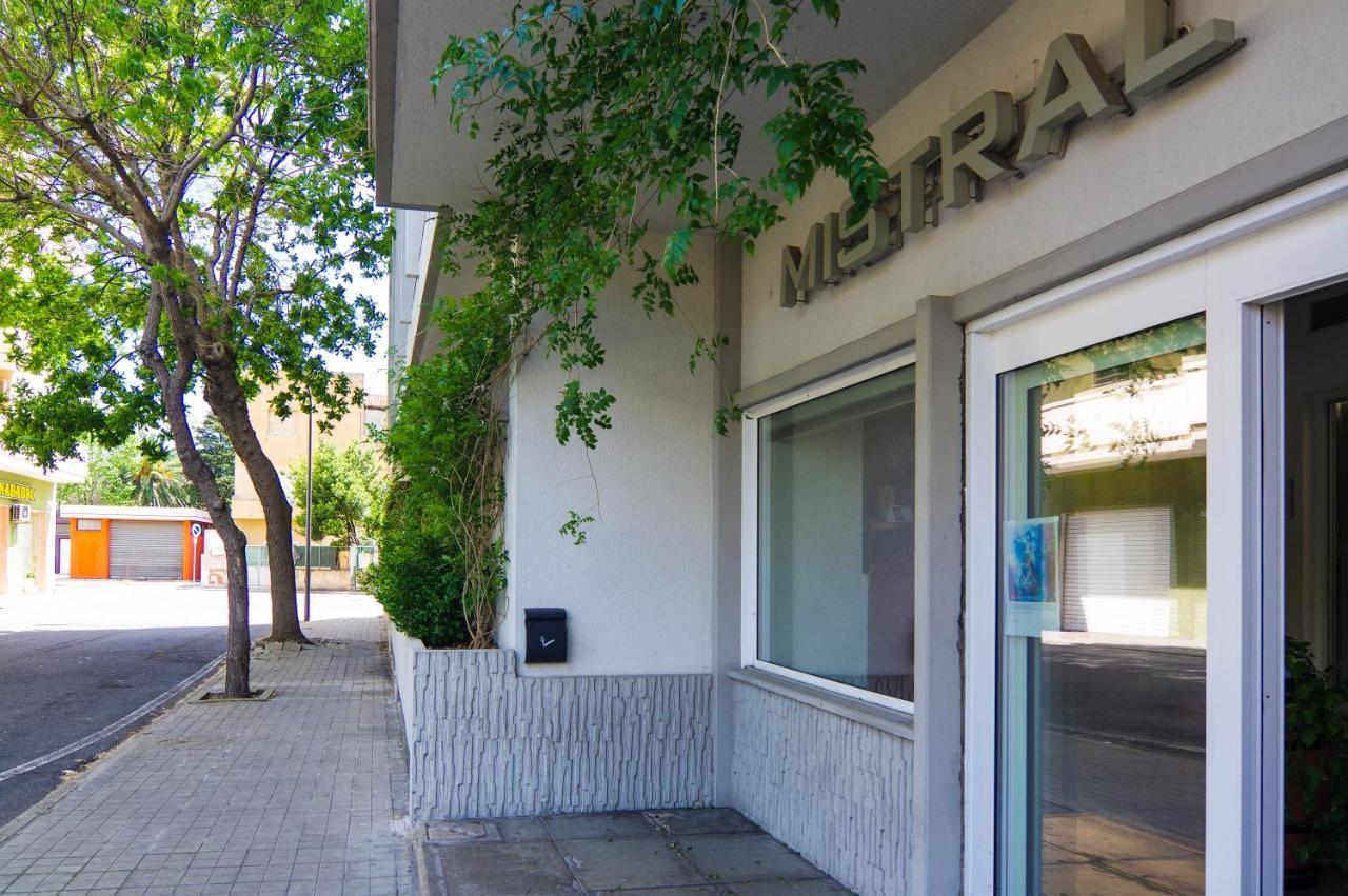 Hotel Mistral أوريستانو المظهر الخارجي الصورة